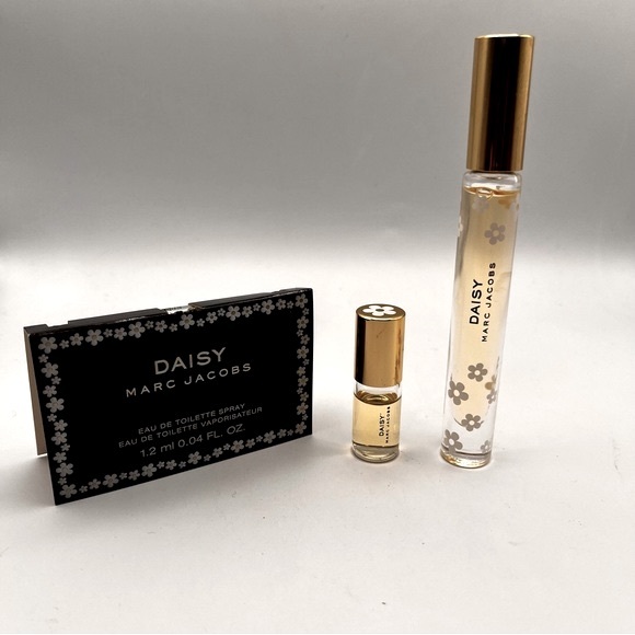BNWOB MARC JACOBS DAISY TRIO FRAGRANCE SET - Picture 5 of 5